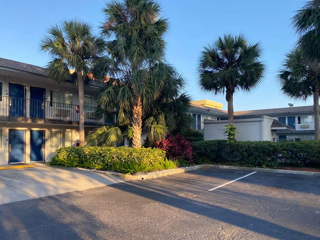 Motel 6 Orlando Kissimmee - thumb 2