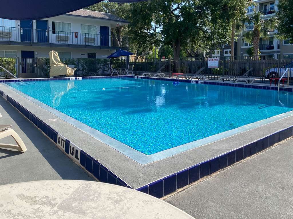 Motel 6 Orlando Kissimmee - thumb 6