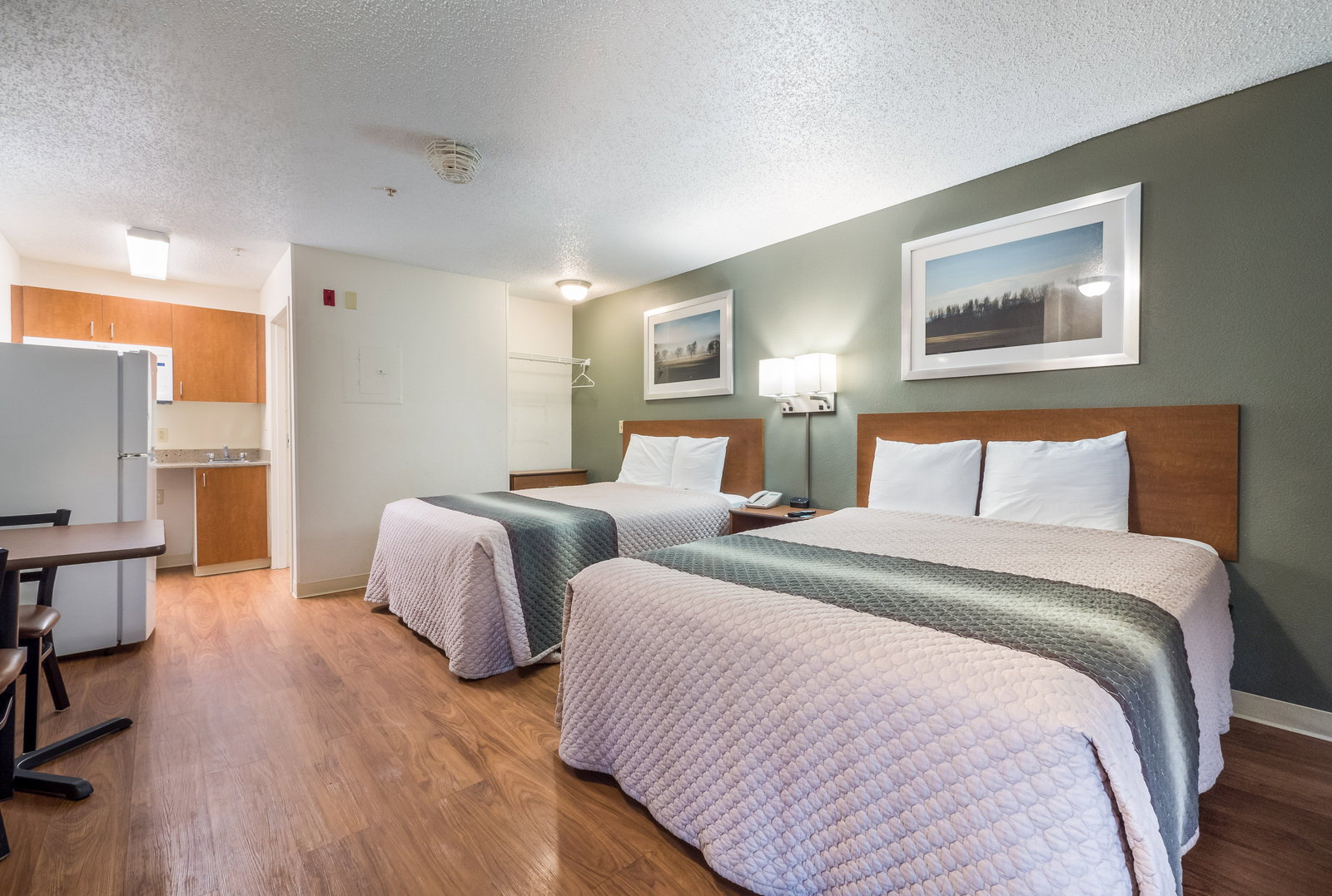 HomeTowne Studios Orlando South - thumb 10