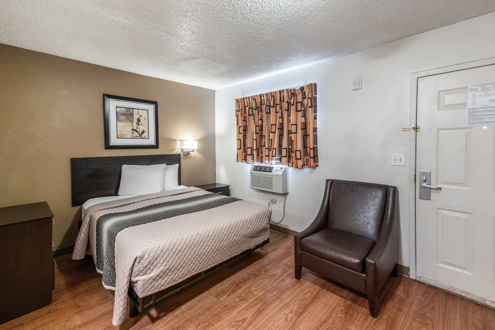 HomeTowne Studios Orlando South - thumb 16