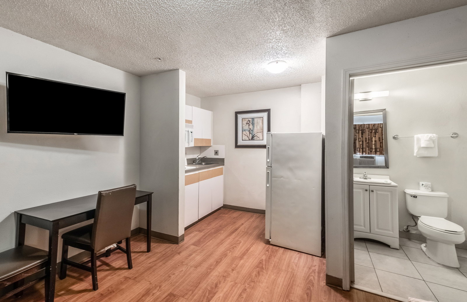 HomeTowne Studios Orlando South - thumb 17