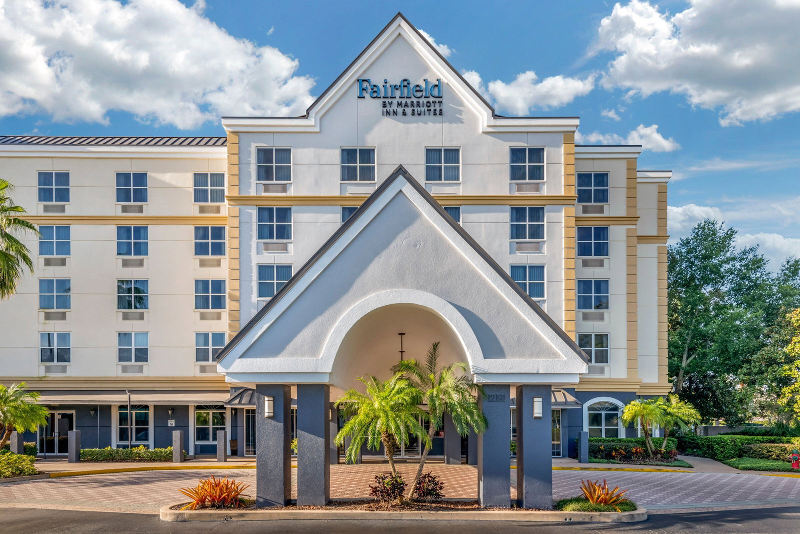 Fairfield Inn & Suites - thumb 0