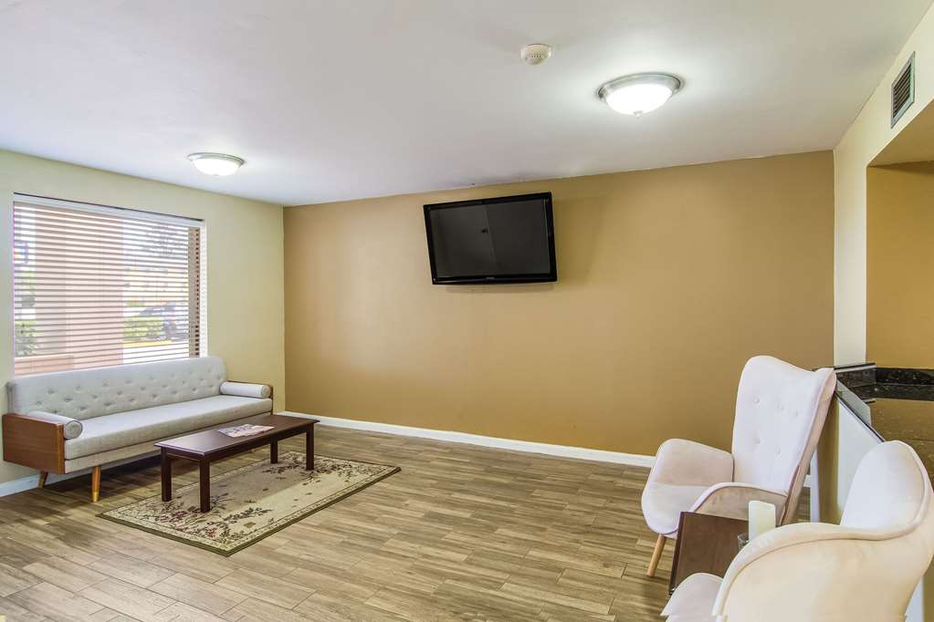 Suburban Studios - thumb 4