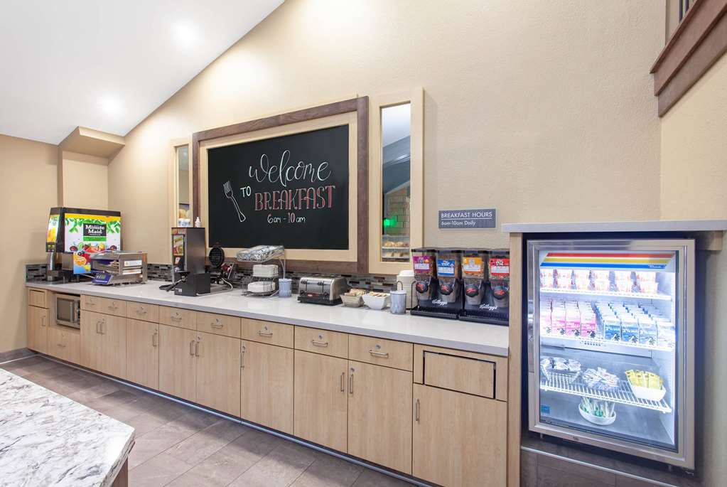 AmericInn By Wyndham Mankato Center - thumb 10