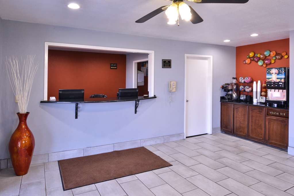 Americas Best Value Inn - thumb 3