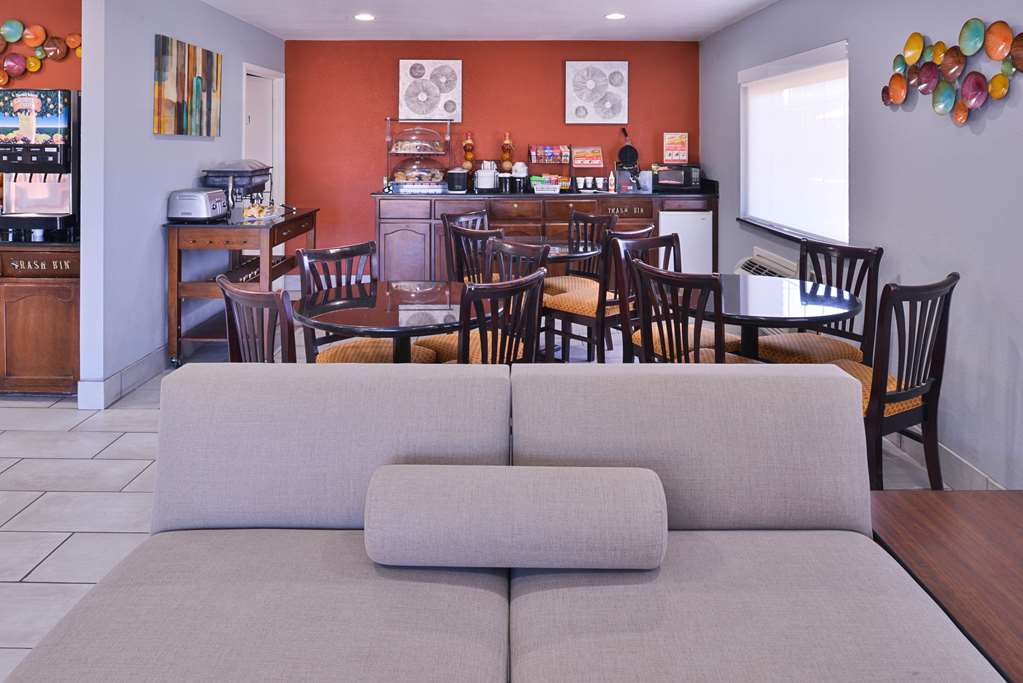 Americas Best Value Inn - thumb 16