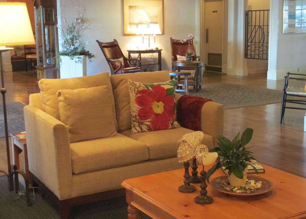 Nantucket Inn - thumb 3