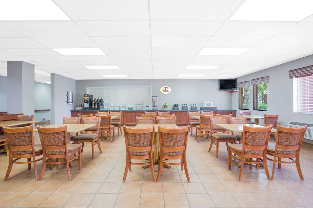 Super 8 Page/Lake Powell - thumb 16