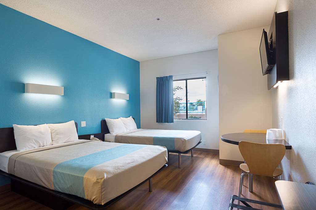 Motel 6 Page - thumb 13