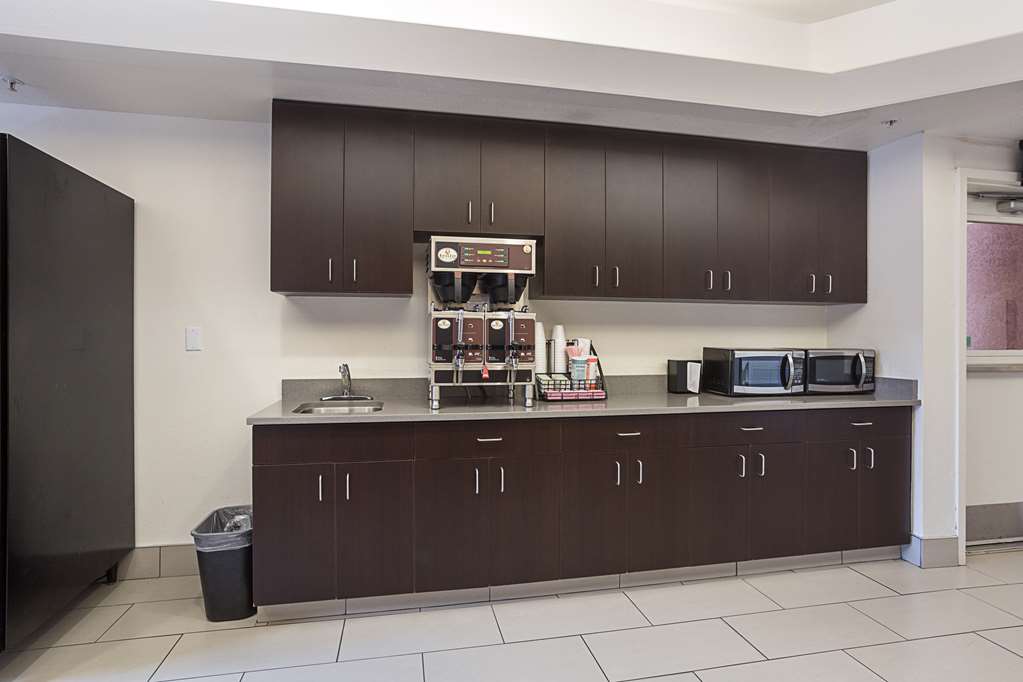 Motel 6 Page - thumb 21