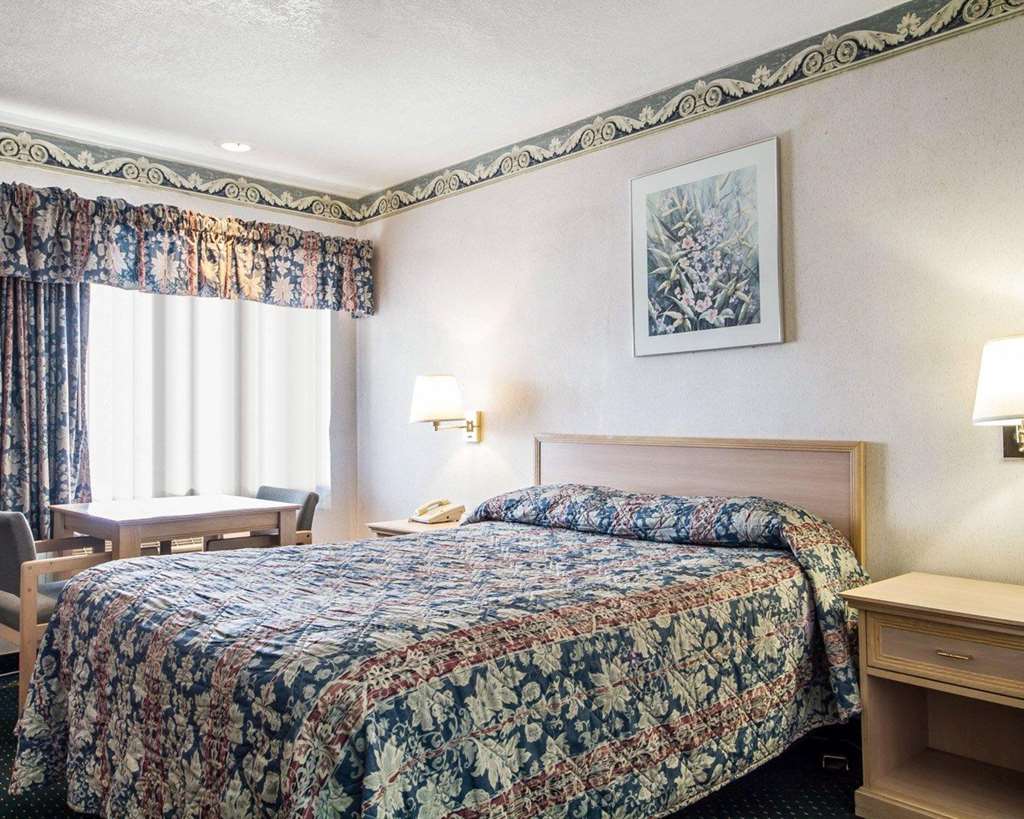 Rodeway Inn - thumb 14