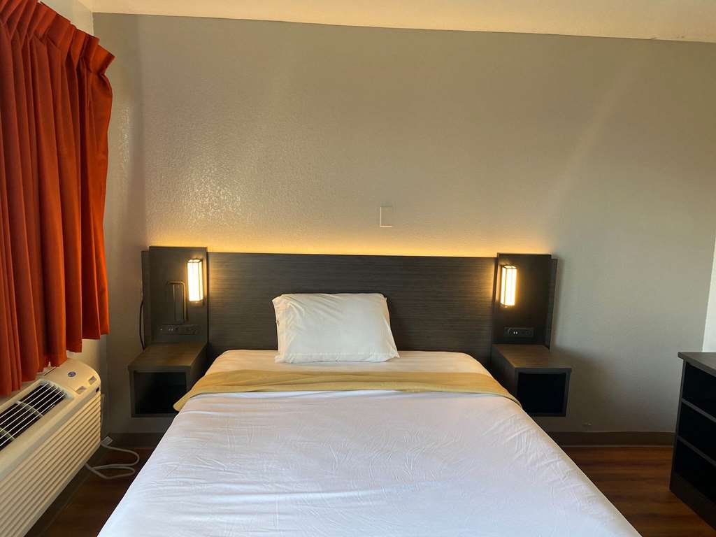 Motel 6 Gulfport - thumb 7