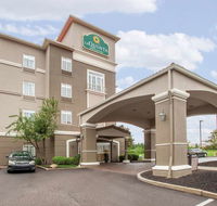 La Quinta Inn  Suites Cincinnati Arpt - Tourism Bookings