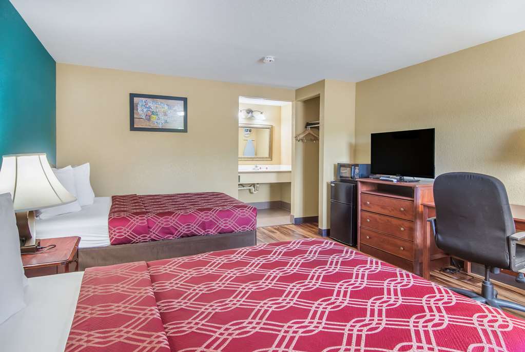 Econo Lodge Bradford - thumb 14