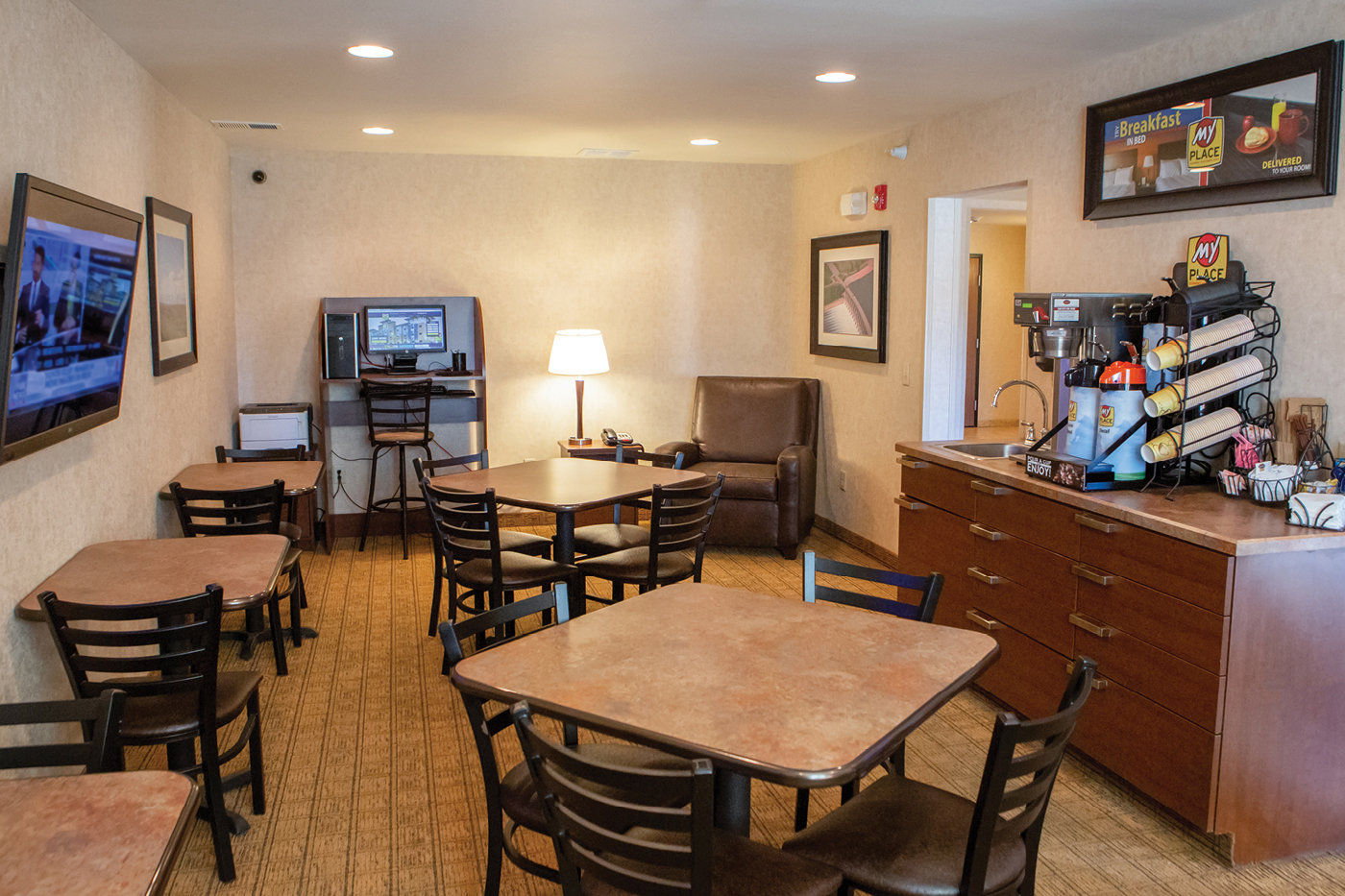 My Place Hotel-Bismarck - thumb 9