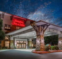 Hampton Inn  Suites Sonoma Wine Country - Students Accommodation