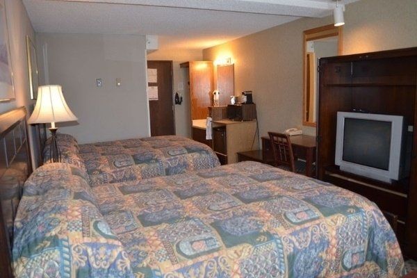 Nampa Inn & Suites - thumb 7