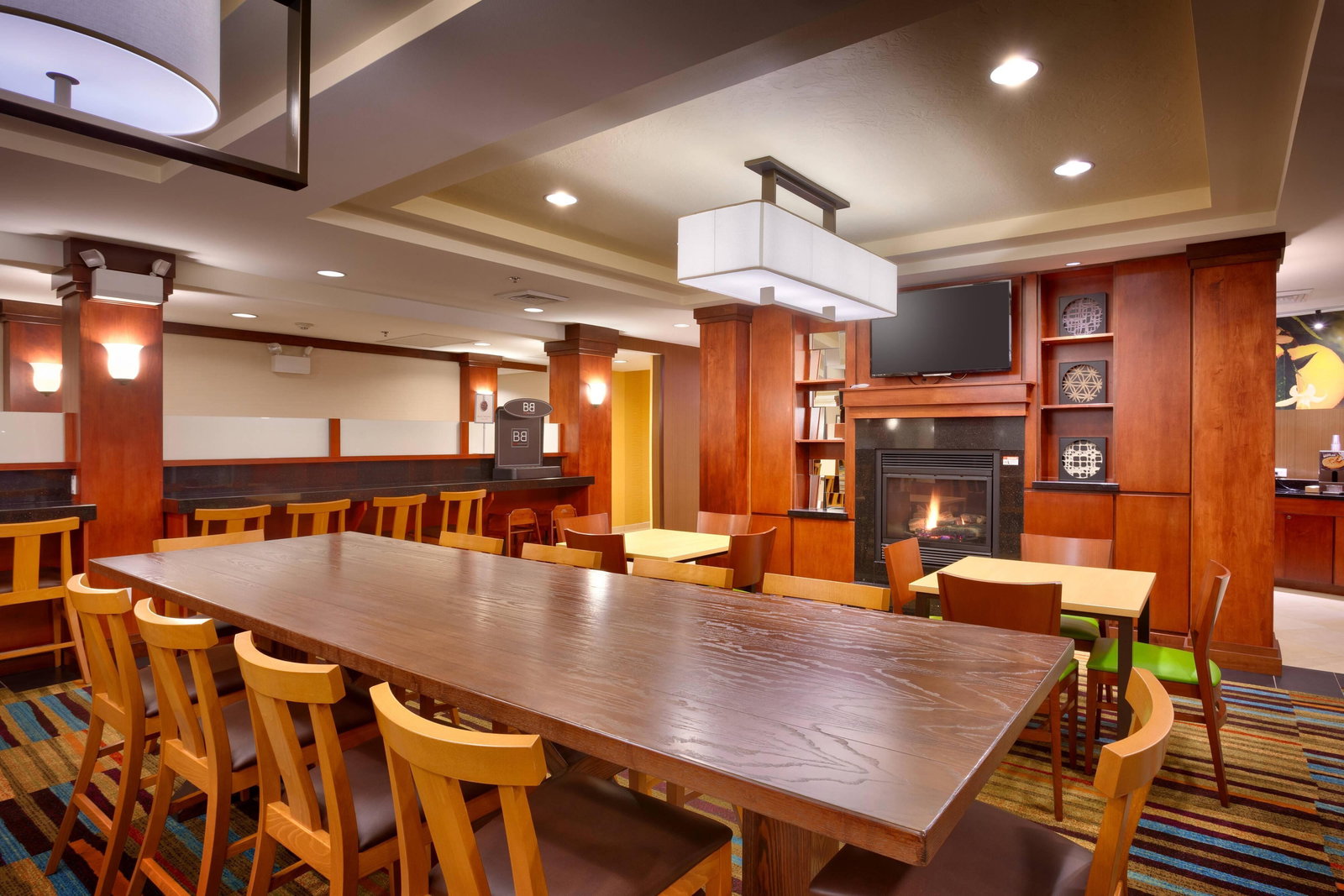 Fairfield Inn & Suites - thumb 16