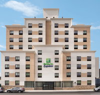 Holiday Inn Express Jamaica-JFK AirTran - Tourism Bookings