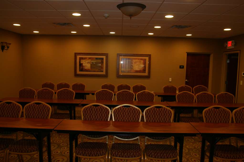 Hampton Inn & Suites Brookings - thumb 11