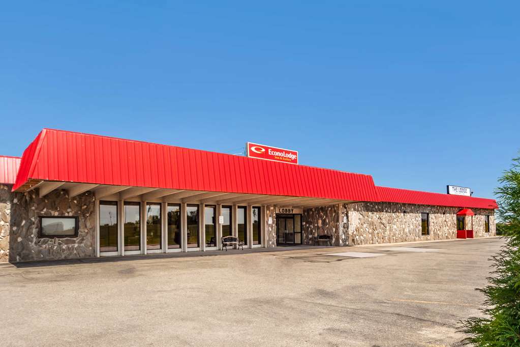 Econo Lodge Inn & Suites, Brookings - thumb 1