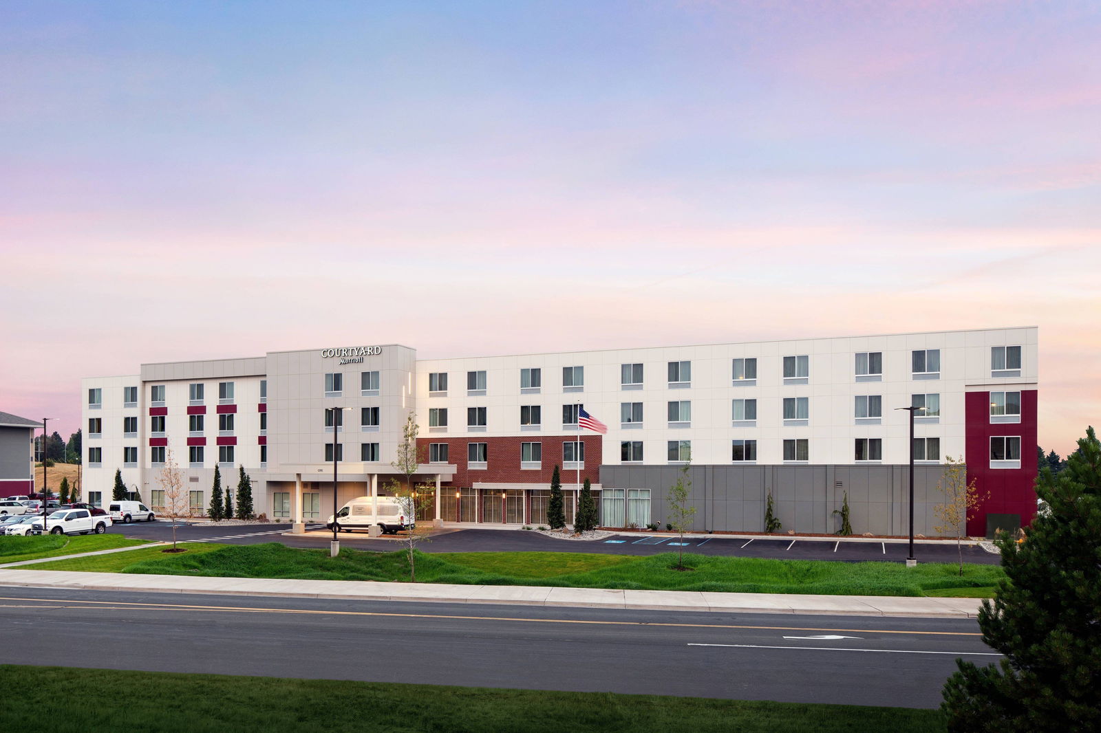 Courtyard By Marriott Pullman - thumb 0