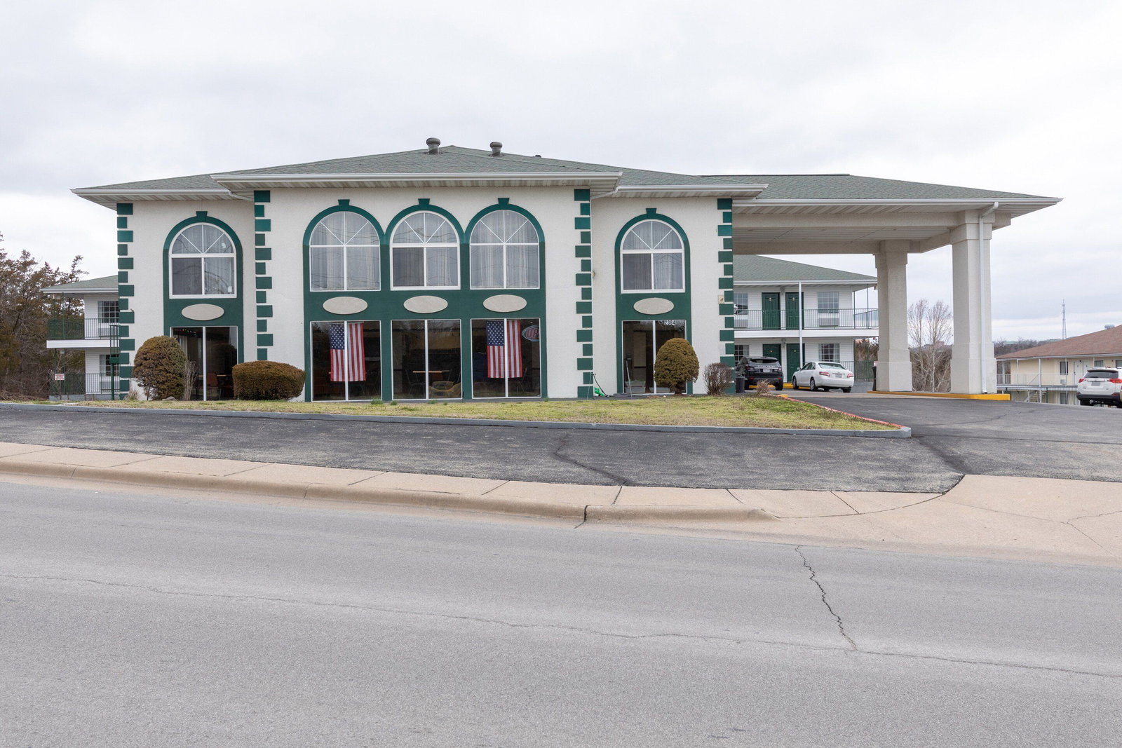 Capital O-Classic Motor Inn Branson - thumb 0