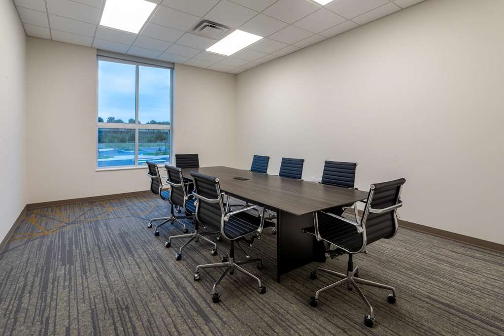 Wyndham Garden Orlando Airport - thumb 10