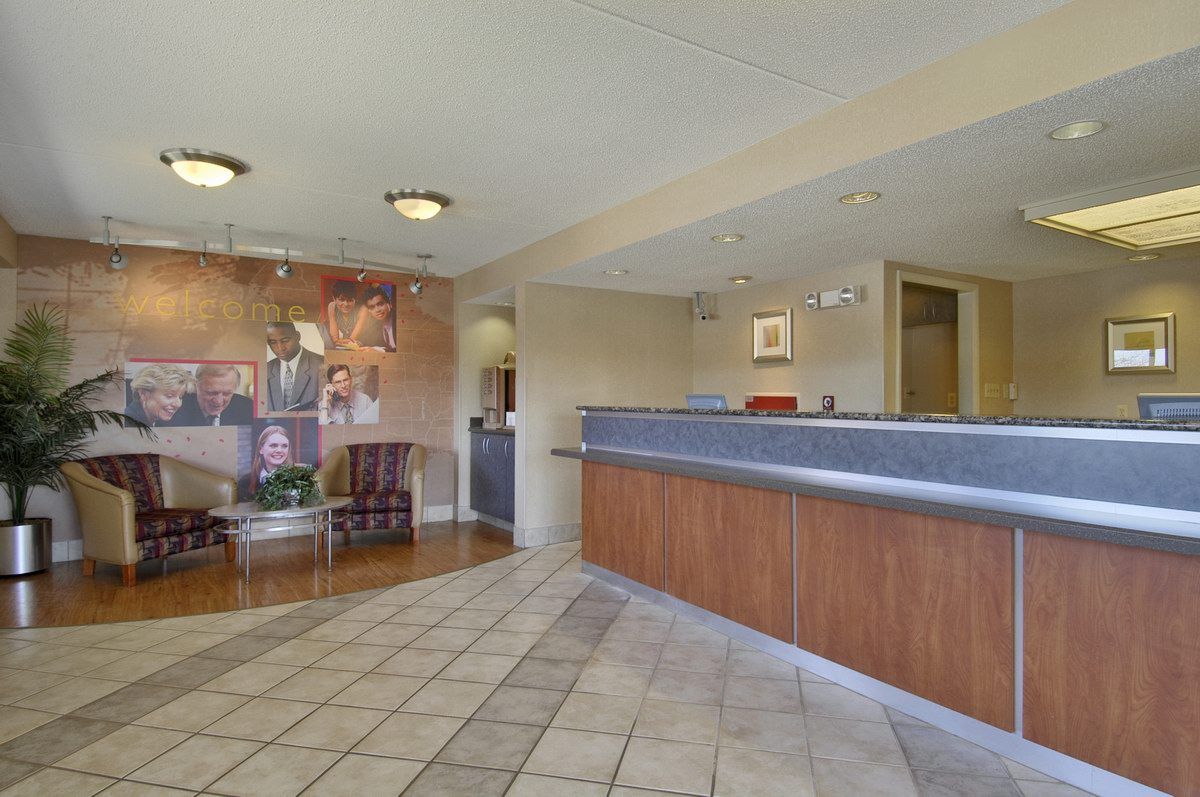 Red Oak Inn Detroit Metro - Belleville - thumb 1