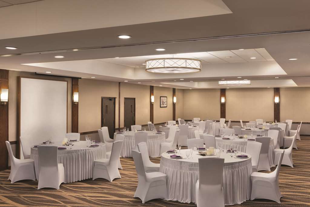 Radisson Grand Rapids Riverfront - thumb 10