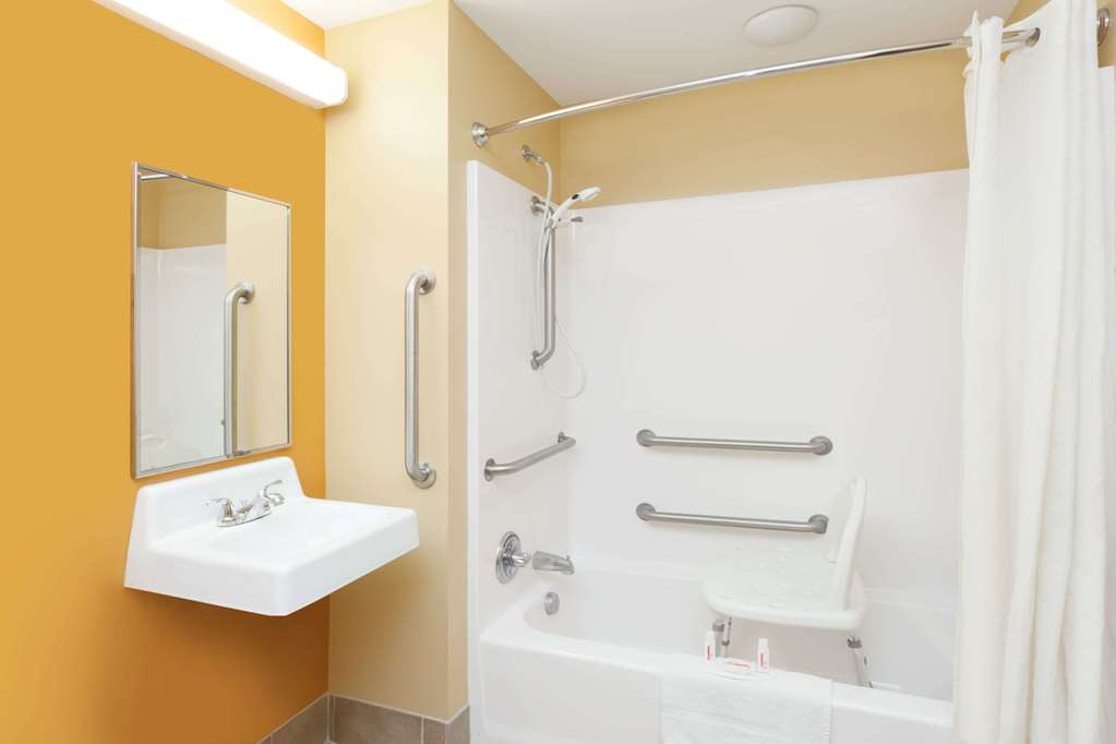 Microtel Inn & SuitesSouth Bend - thumb 10