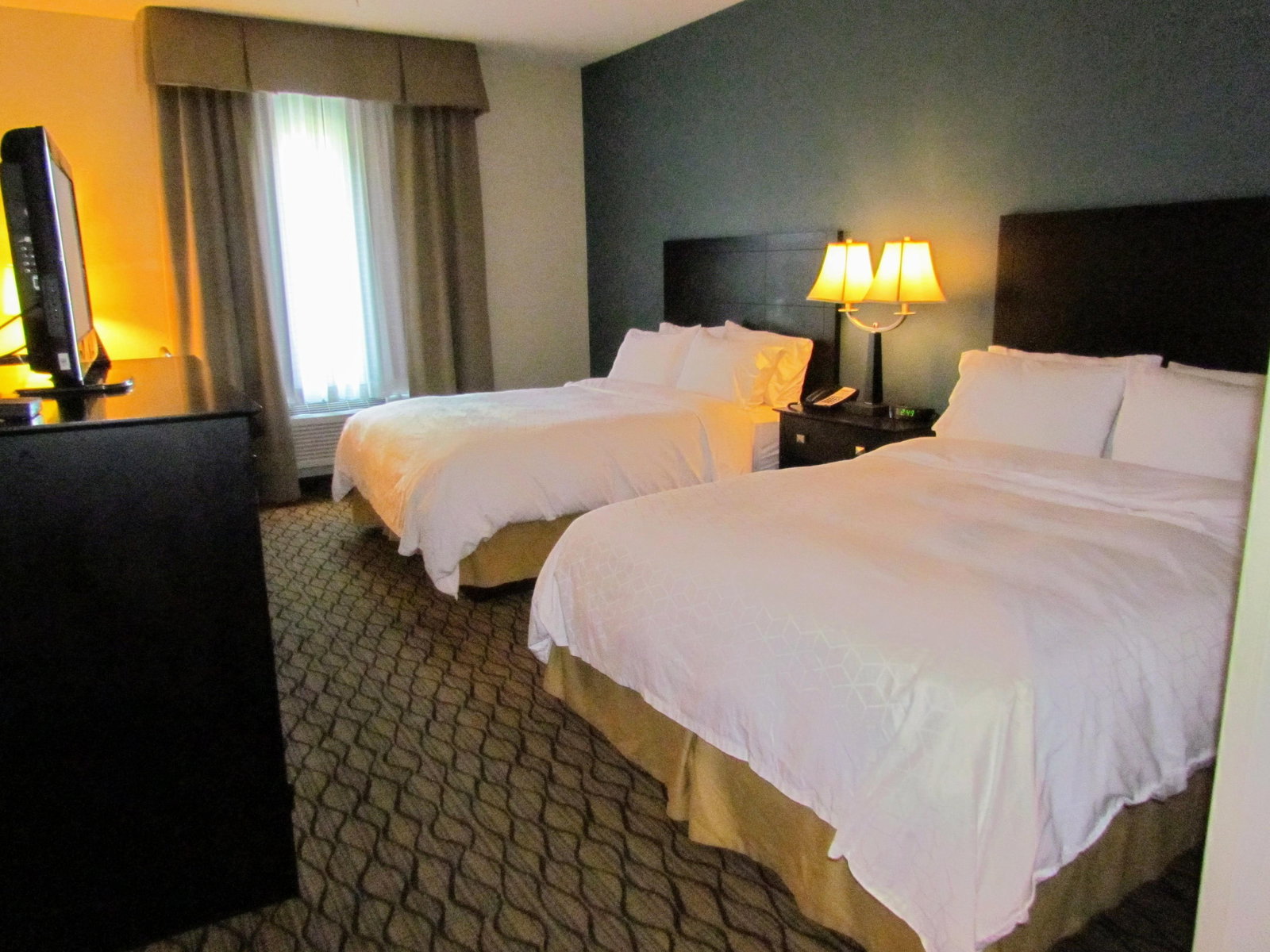 Holiday Inn Express & Suites Cadillac - thumb 7