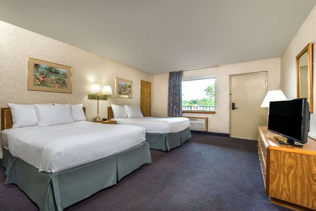 Days Inn Vineland - thumb 5