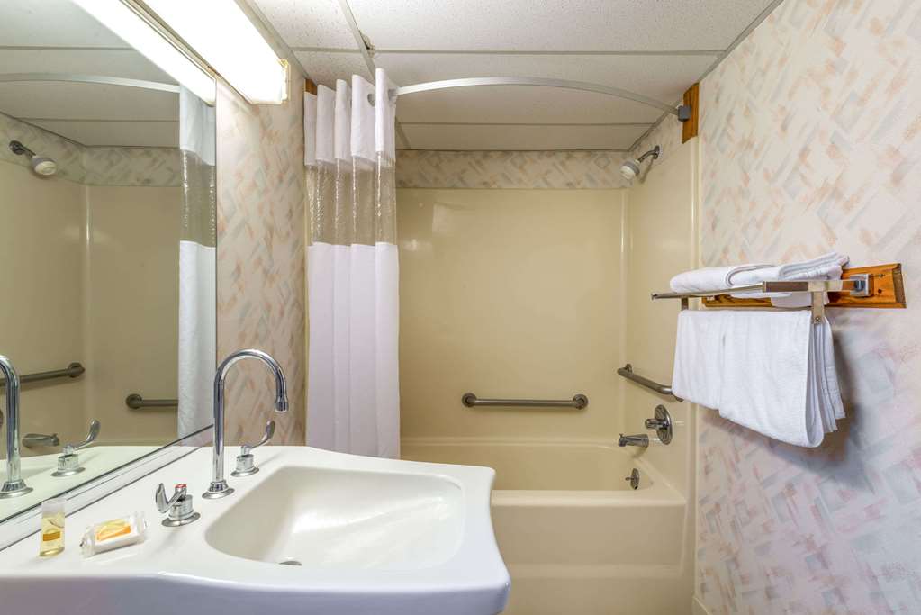 Days Inn Vineland - thumb 11