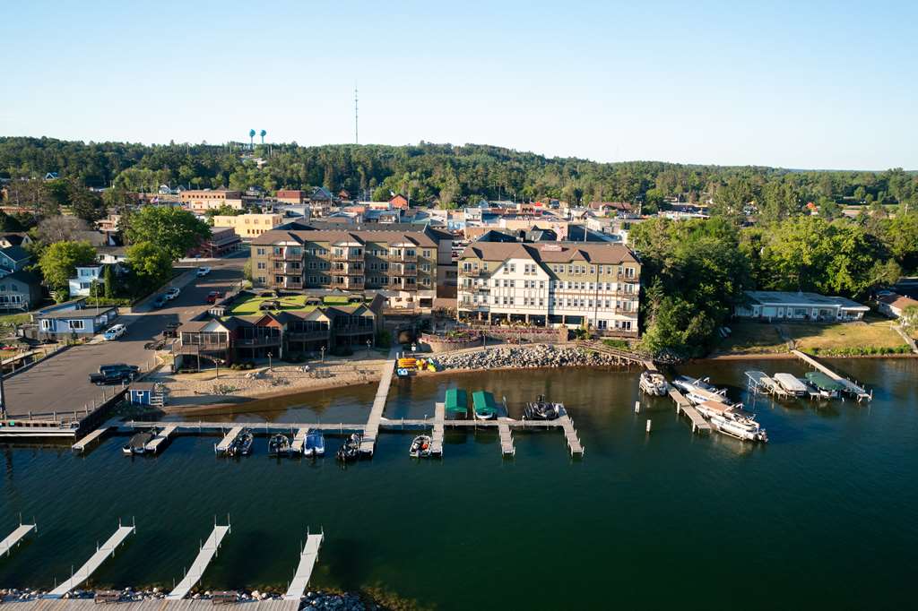 Chase On The Lake Resort - thumb 0