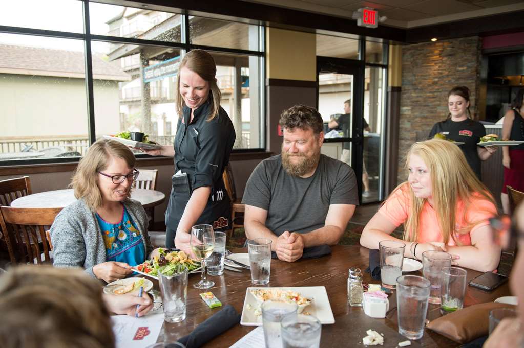 Chase On The Lake Resort - thumb 16