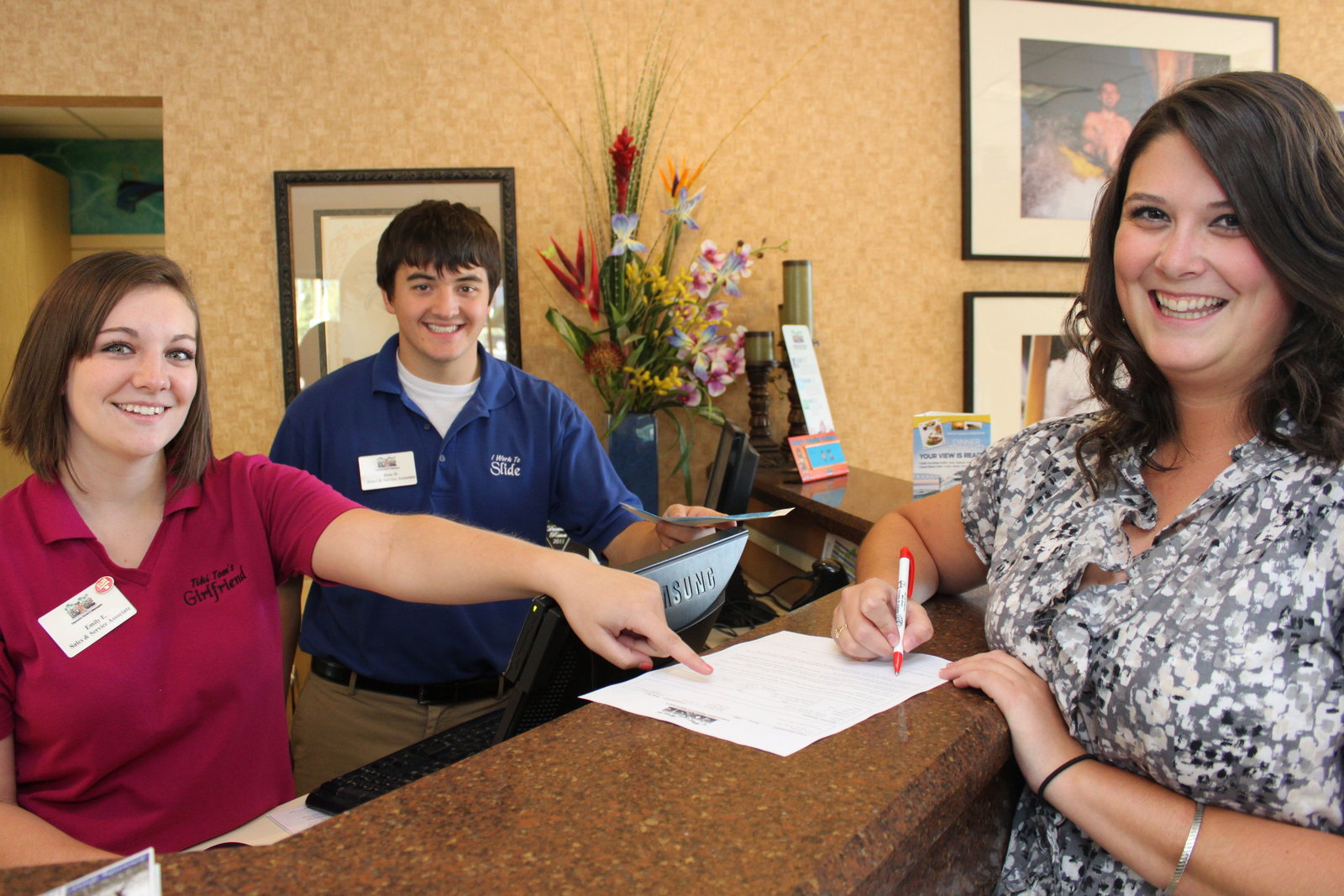 Edgewater Hotel & Waterpark - thumb 2