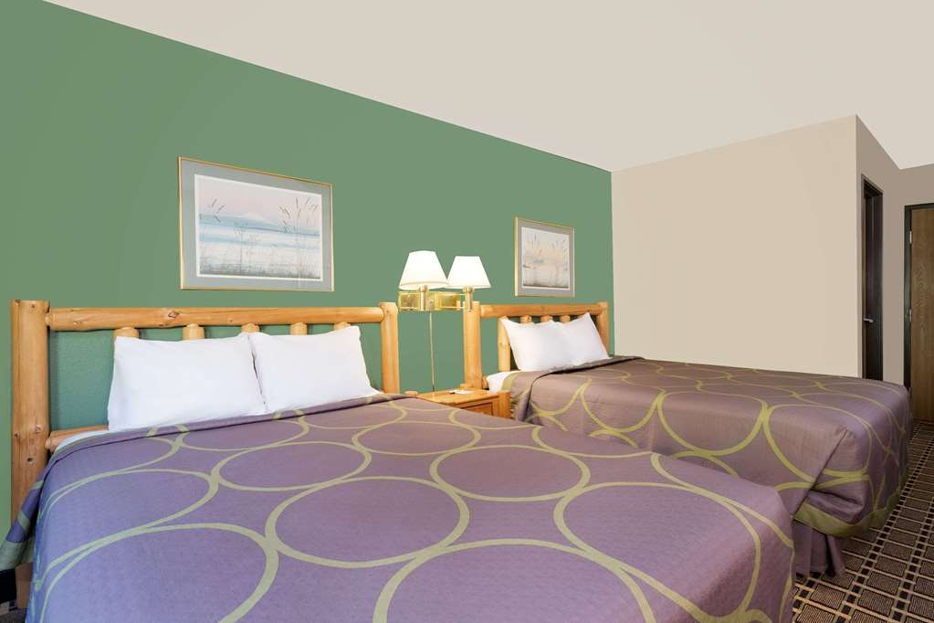 Super 8 Cloquet - thumb 12