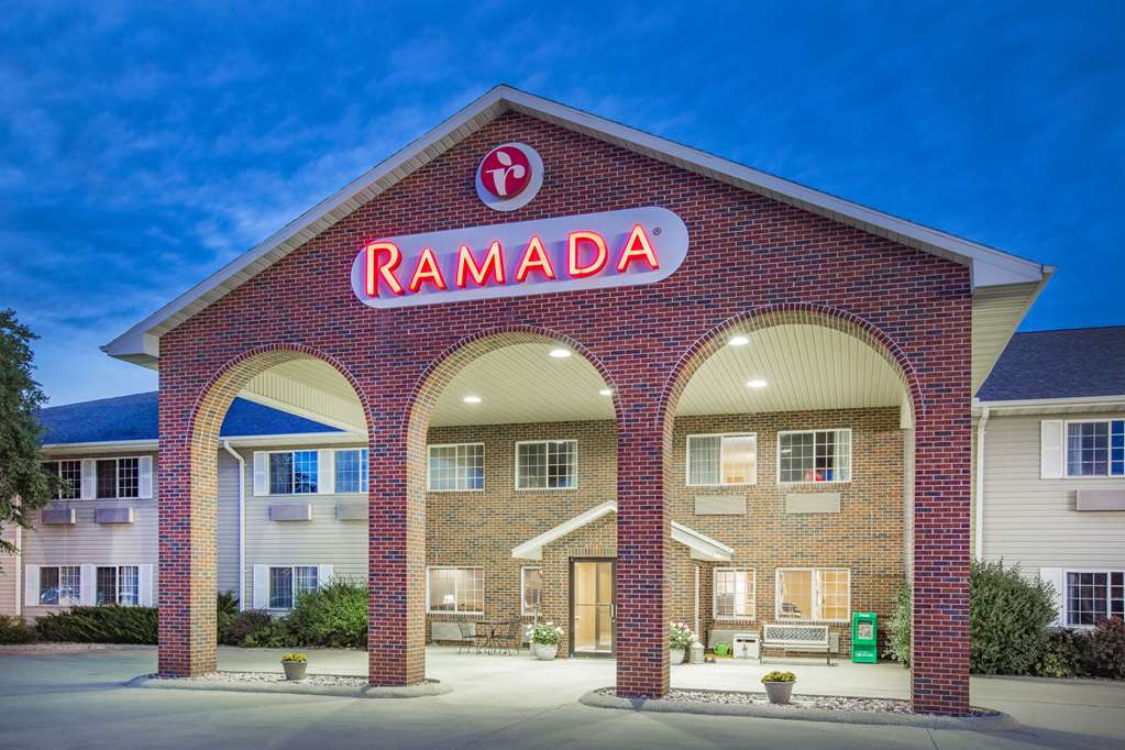 Ramada Spirit Lake/Okoboji - thumb 1