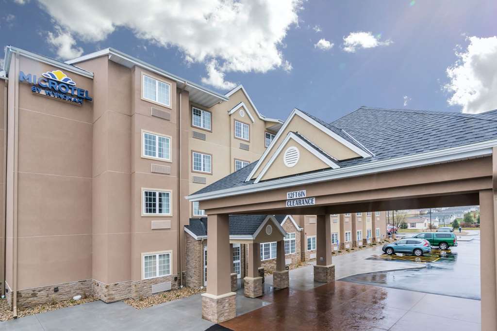 Microtel Inn & Suites Rochester South