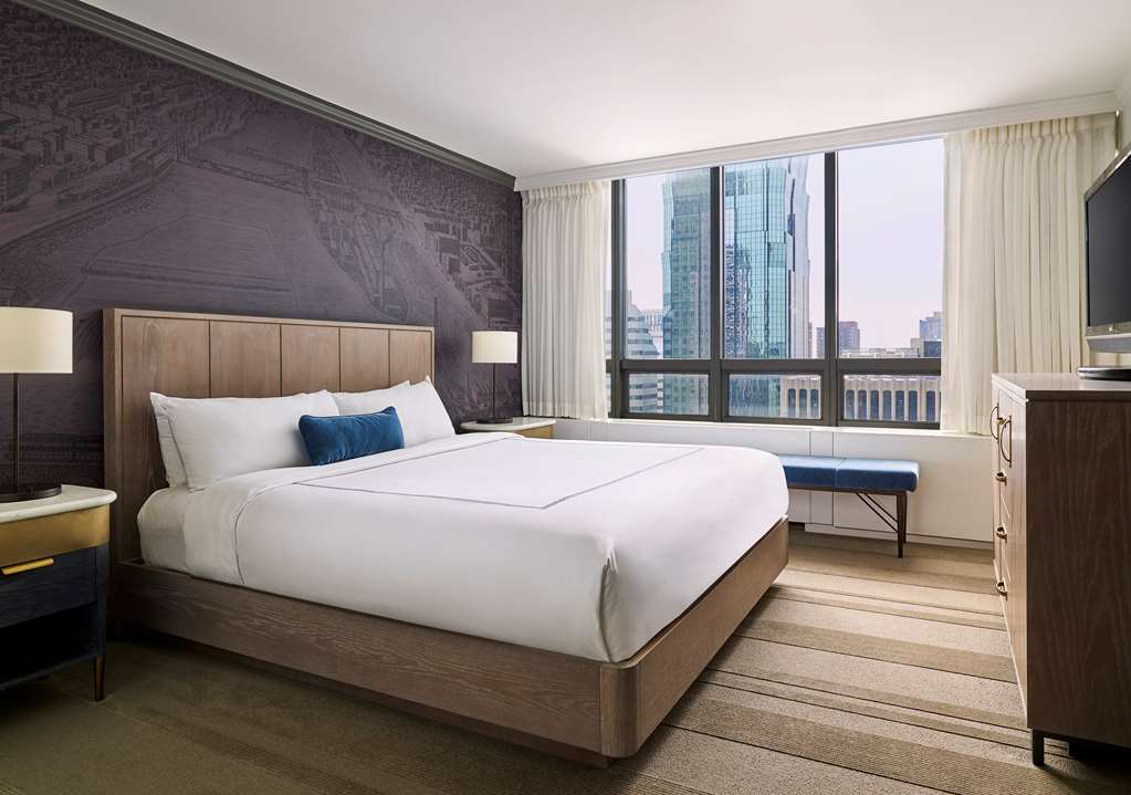 Marquette Hotel, Curio Collection - thumb 3