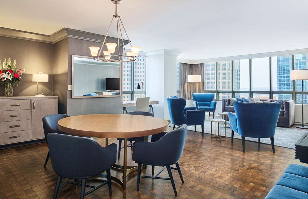 Marquette Hotel, Curio Collection - thumb 5