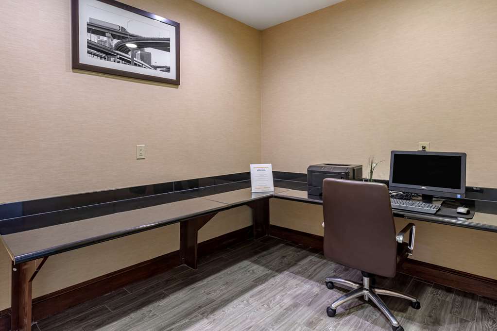 Comfort Suites - thumb 16