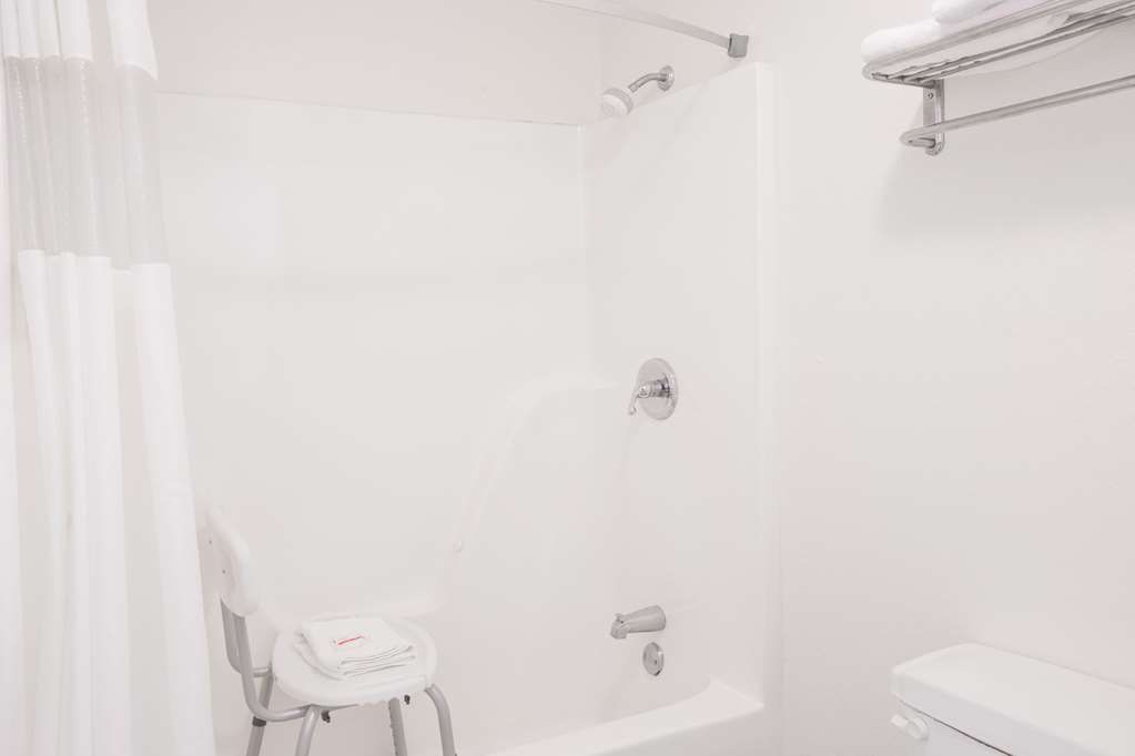 Days Inn Hardy - thumb 7