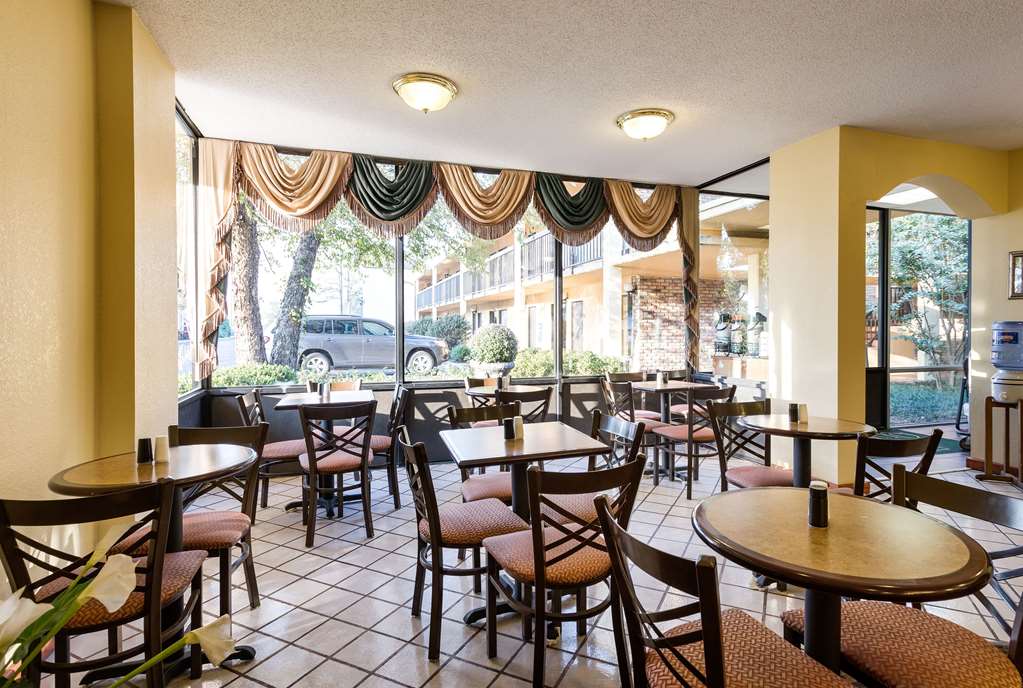 Quality Inn - thumb 15