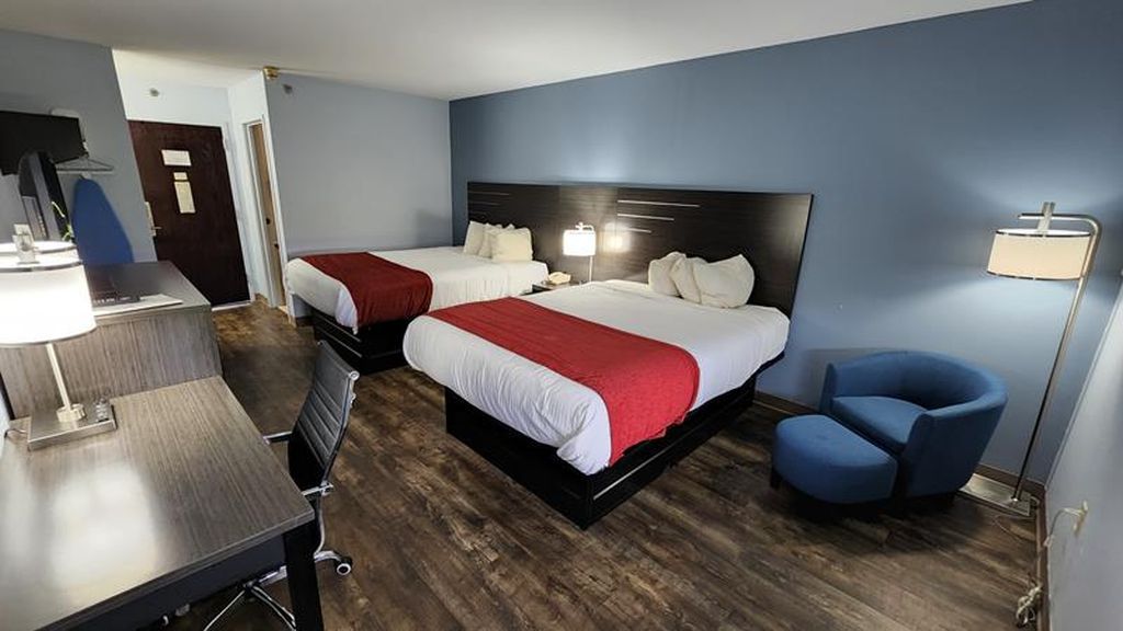 Briarwood Inn - thumb 1