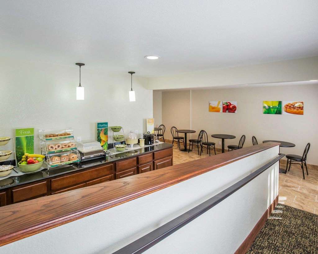 Quality Inn Gillette - thumb 14