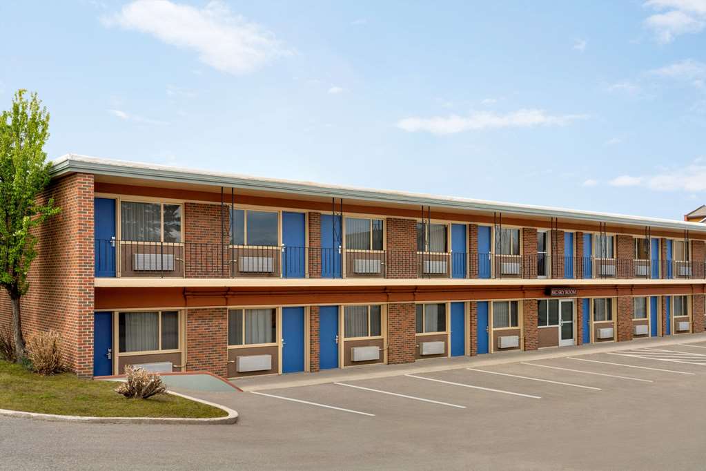 Ramada By Wyndham Helena - thumb 0