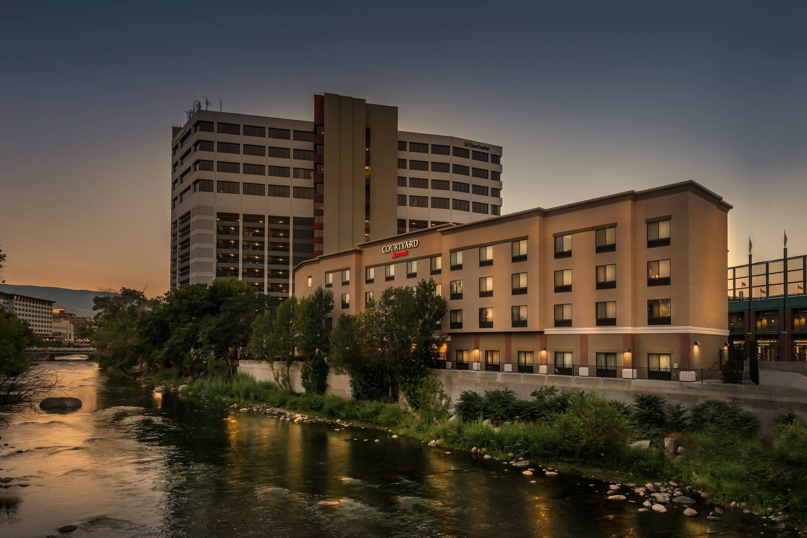 Courtyard Marriott Downtown/Riverfront - thumb 0