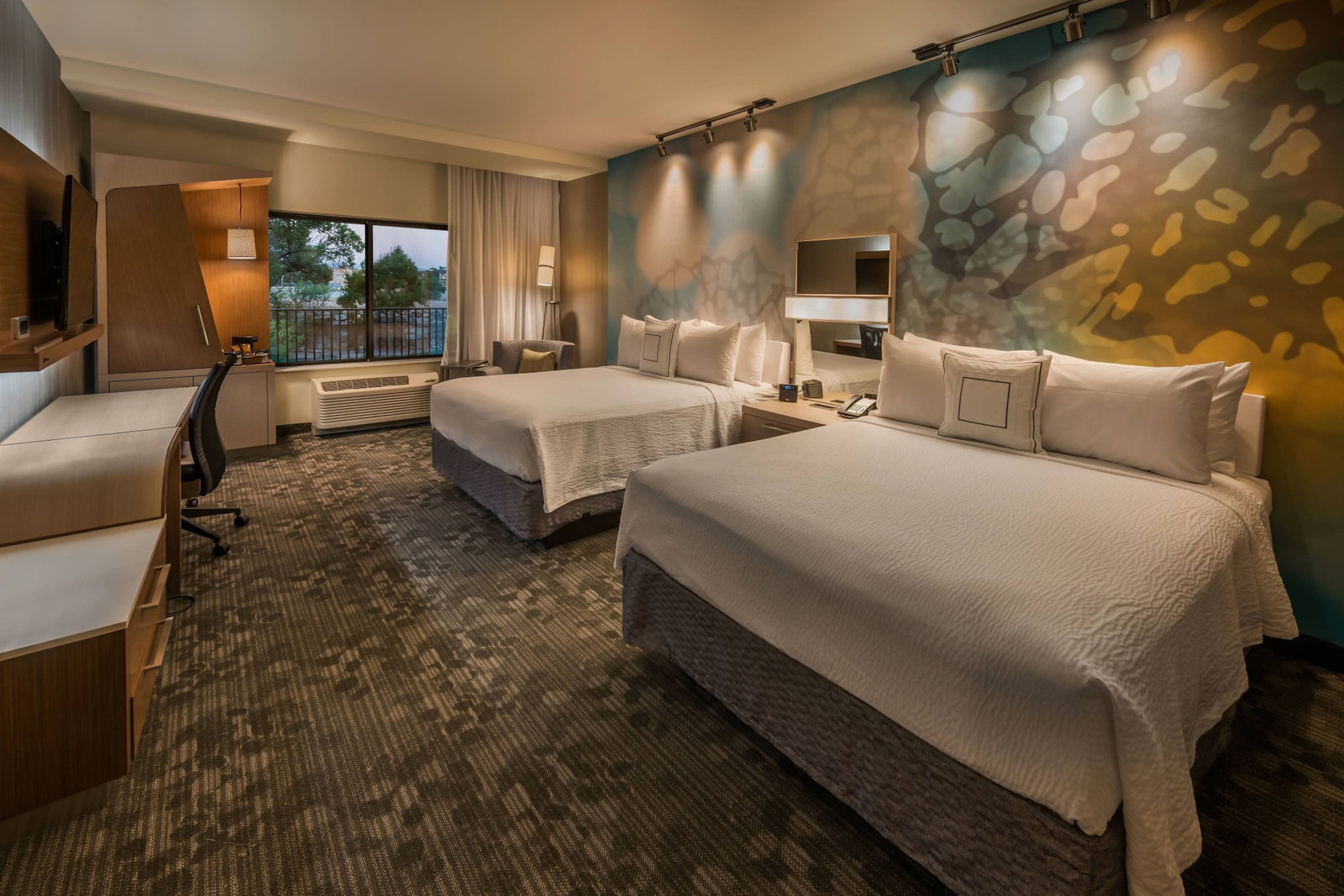 Courtyard Marriott Downtown/Riverfront - thumb 3